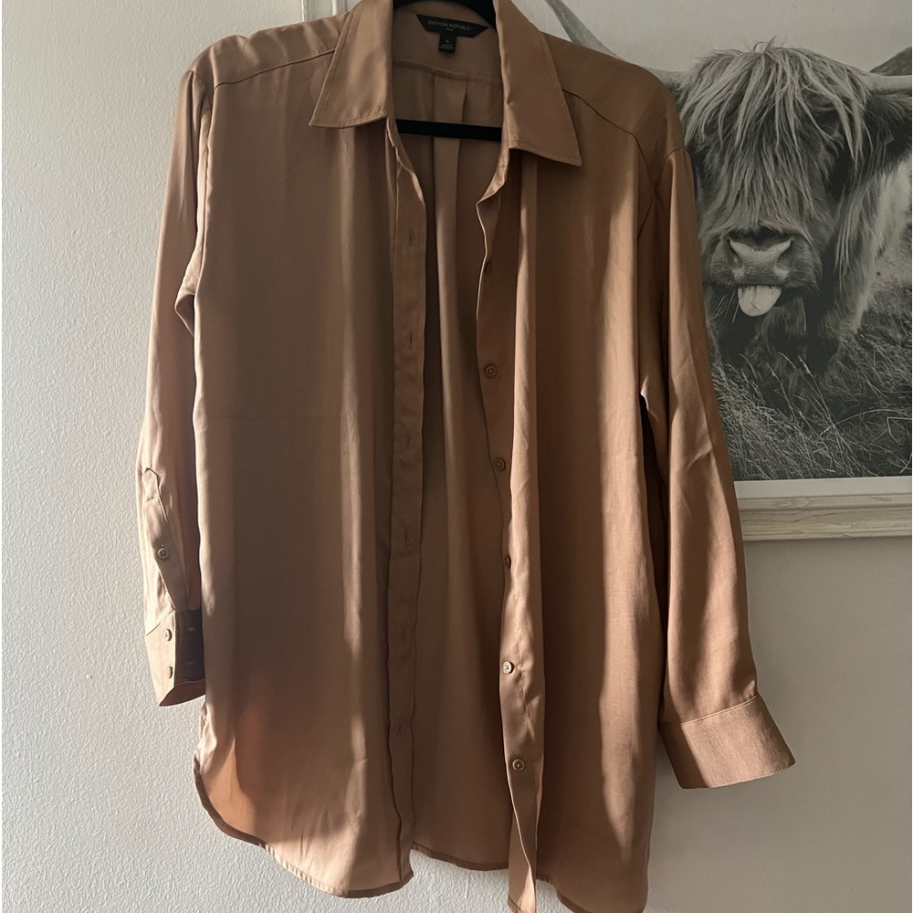 Banana republic silk button up